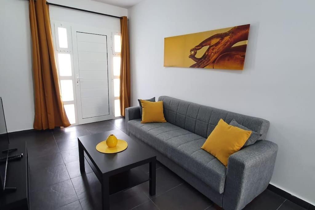Casa Mivic Apartment ติอาส ภายนอก รูปภาพ